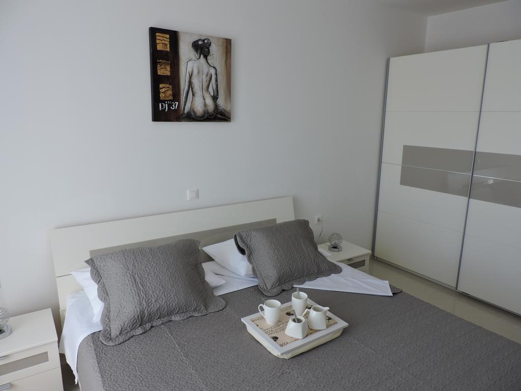 Apartments Villa Residenca Novi Vinodolski Eksteriør billede