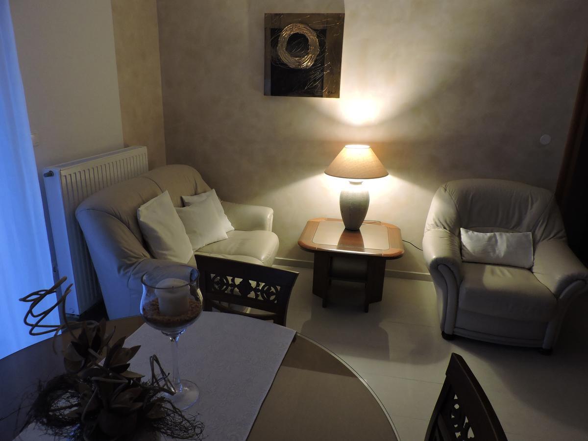 Apartments Villa Residenca Novi Vinodolski Eksteriør billede